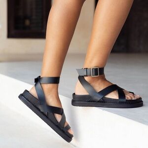 Liberté Brontë Sandal
